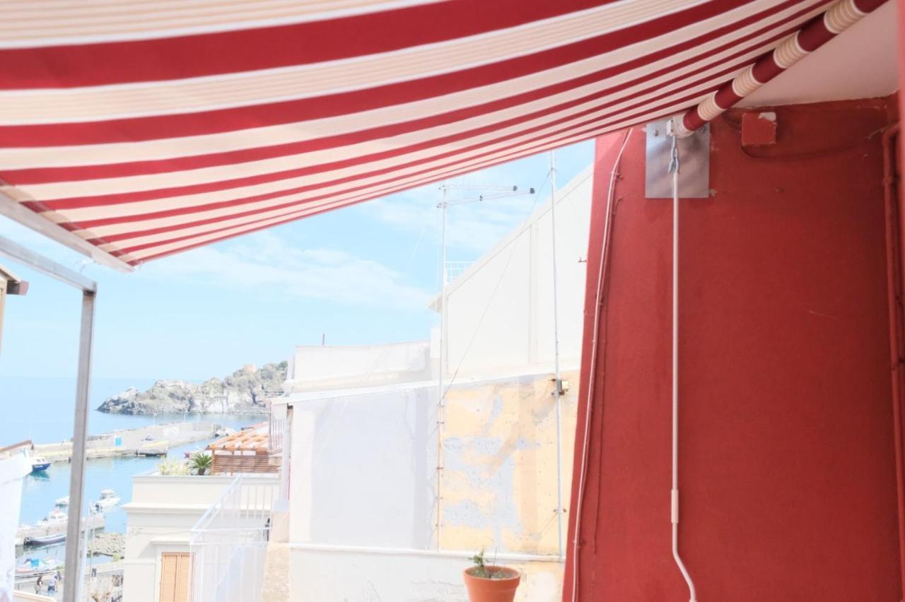 Il Vecchio Bastione Villa Aci Castello Esterno foto